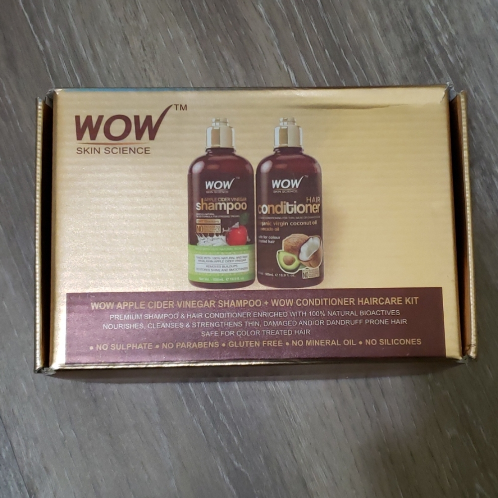 Wow skin science Shampoo and Conditioner